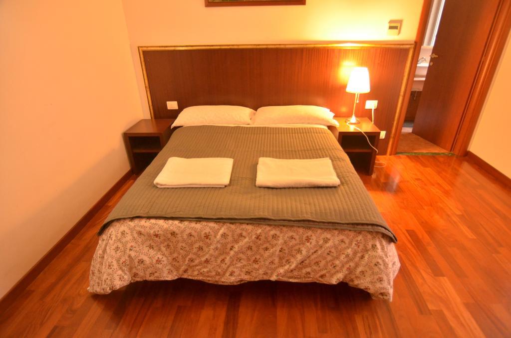 Bed and Breakfast Mille Fiori Rzym Pokój zdjęcie